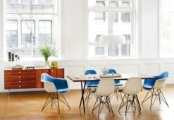 Eames Upholstered Molded Fiberglass Side Chair -Muutous Zone W 5380 01 DF HOME 1 150 V3 rgb 20181112150237720