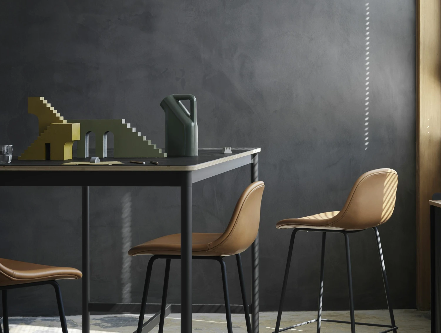 Muuto Base High Table 3 Muuto Base High Table - Image 3