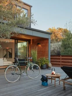 Finn Side Table -Muutous Zone W DWR 1951 869454 black v1 011