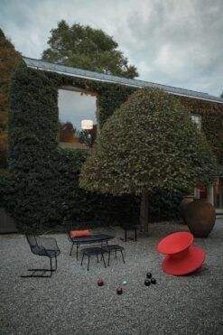 Sculptura Spring Chair -Muutous Zone W DWR 2195843 100072869 black v3 001