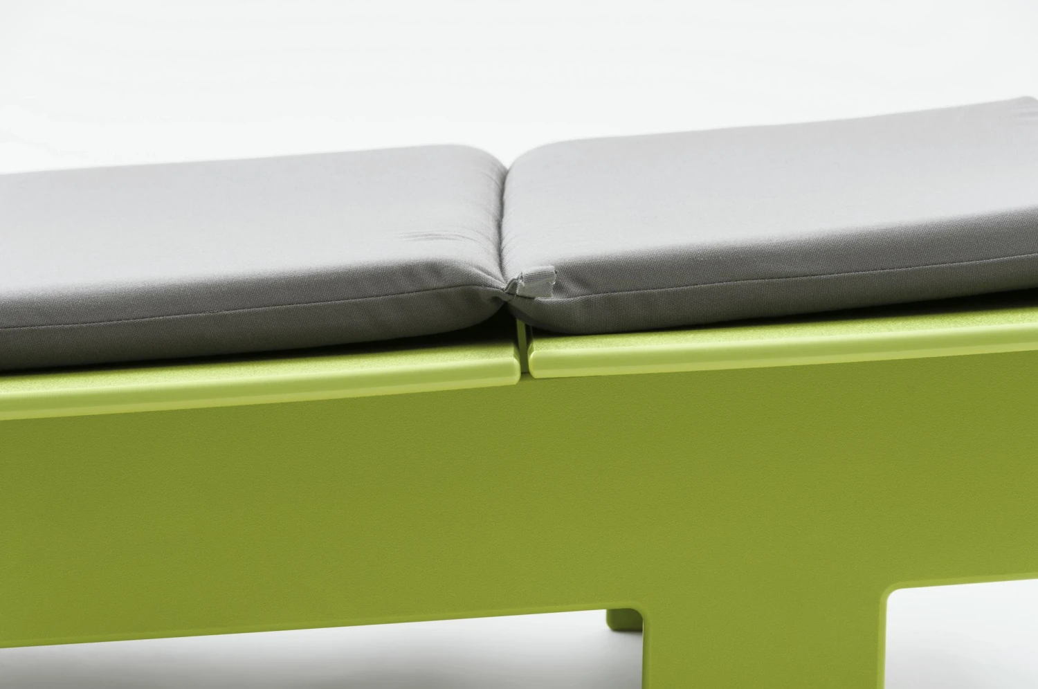 Lollygagger Chaise 4 Lollygagger Chaise - Image 4