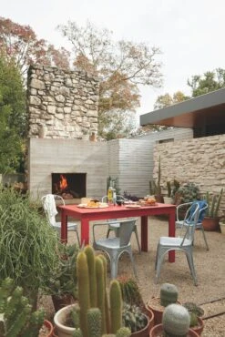 Lollygagger Picnic Table 17 Lollygagger Picnic Table -Muutous Zone W DWR 2196305 100078759 red v1 001 jpg