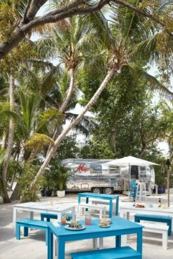 Lollygagger Picnic Table 20 Lollygagger Picnic Table -Muutous Zone W DWR 2196305 100078761 sky blue v1 001 1