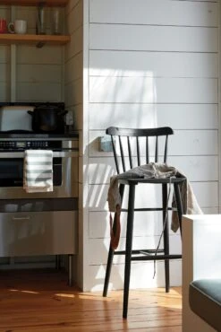 Salt Stool -Muutous Zone W DWR 2198108 100107804 black v4 tif