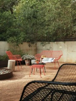 Sculptura Chair 28 Sculptura Chair -Muutous Zone W DWR 2198130 100107877 red orange v2 002 1