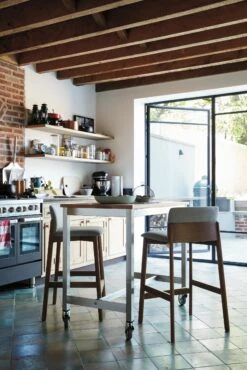 Contour Stool -Muutous Zone W DWR 2514015 100117424 light grey walnut v1