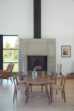 CH23 Side Chair 16 CH23 Side Chair -Muutous Zone W DWR 2516142 100143247 walnut v1 001