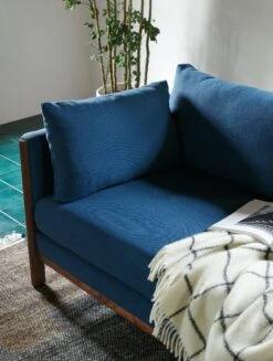 Emmy Sofa -Muutous Zone W DWR 2516377 100146197 denim walnut v3 001