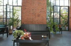 Hennepin Sofa -Muutous Zone W DWR 2517155 100165092 black v2 001 1