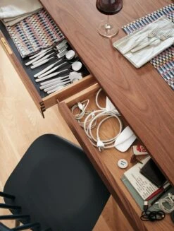 Edel Table, Standard -Muutous Zone W DWR 2517916 100180682 walnut v3 001