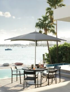 Case Eos Side Chair 15 Case Eos Side Chair -Muutous Zone W DWR 2526078 100205976 black v1 001 2