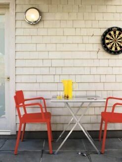 Sustainable Lisboa Chair -Muutous Zone W DWR 2528683 100199694 red v2 001