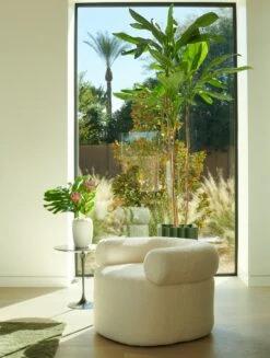 Huggy Swivel Chair -Muutous Zone W DWR 2538846 100283932 white shearling v1 001