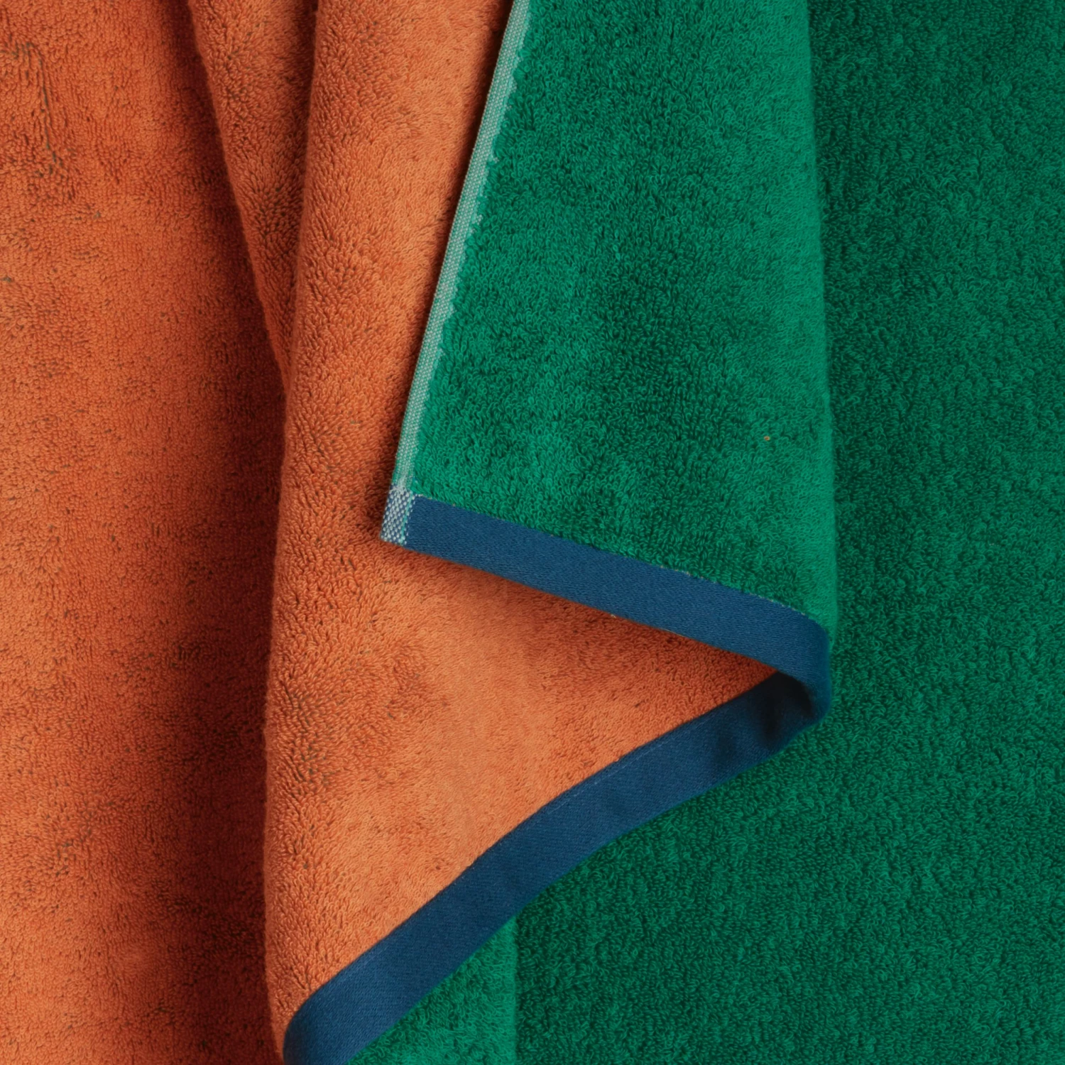 Dusen Dusen Two Tone Beach Towels 4 Dusen Dusen Two Tone Beach Towels - Image 4