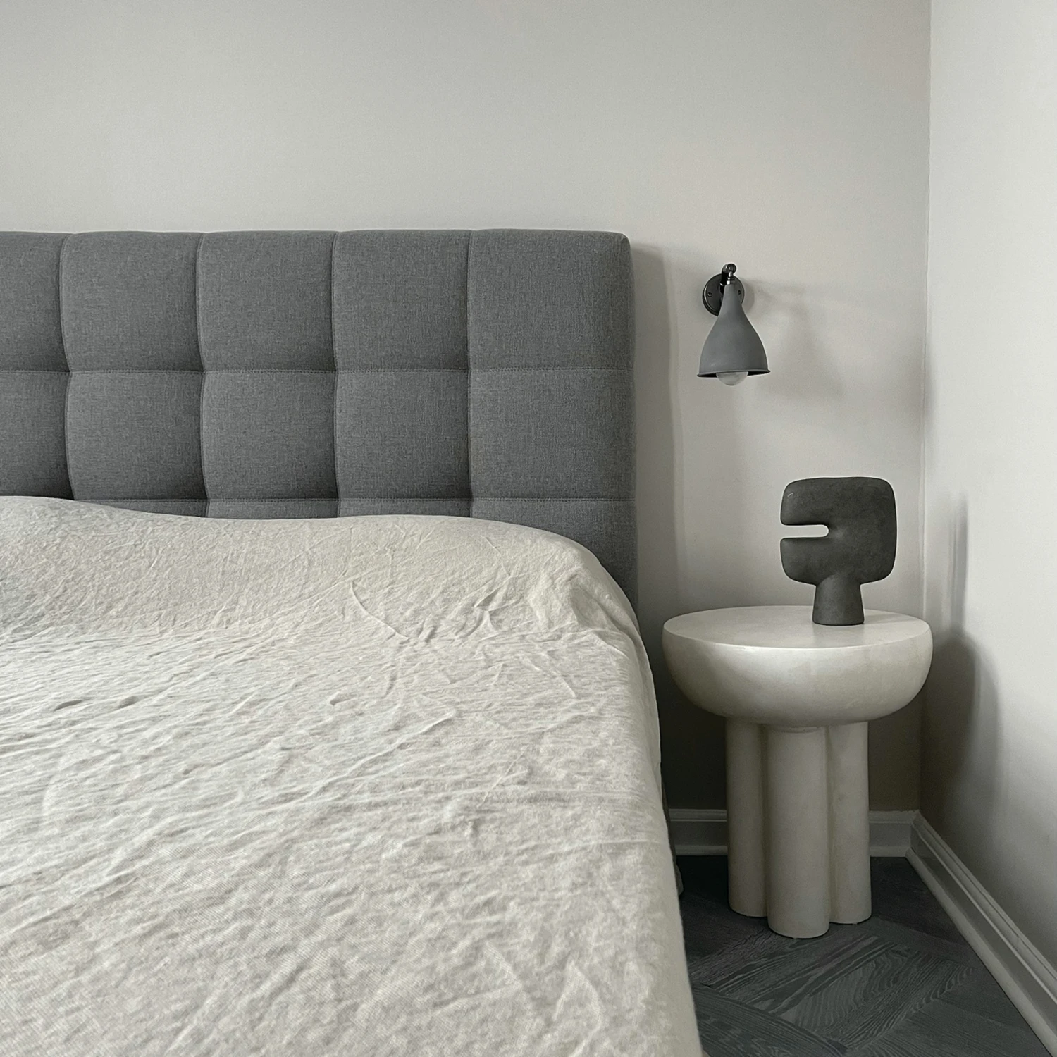 Crown Table 5 Crown Table - Image 5