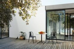 Vitra Belleville Chair 7 Vitra Belleville Chair -Muutous Zone W DWR 3063 9174450 deep black v1 001 tif