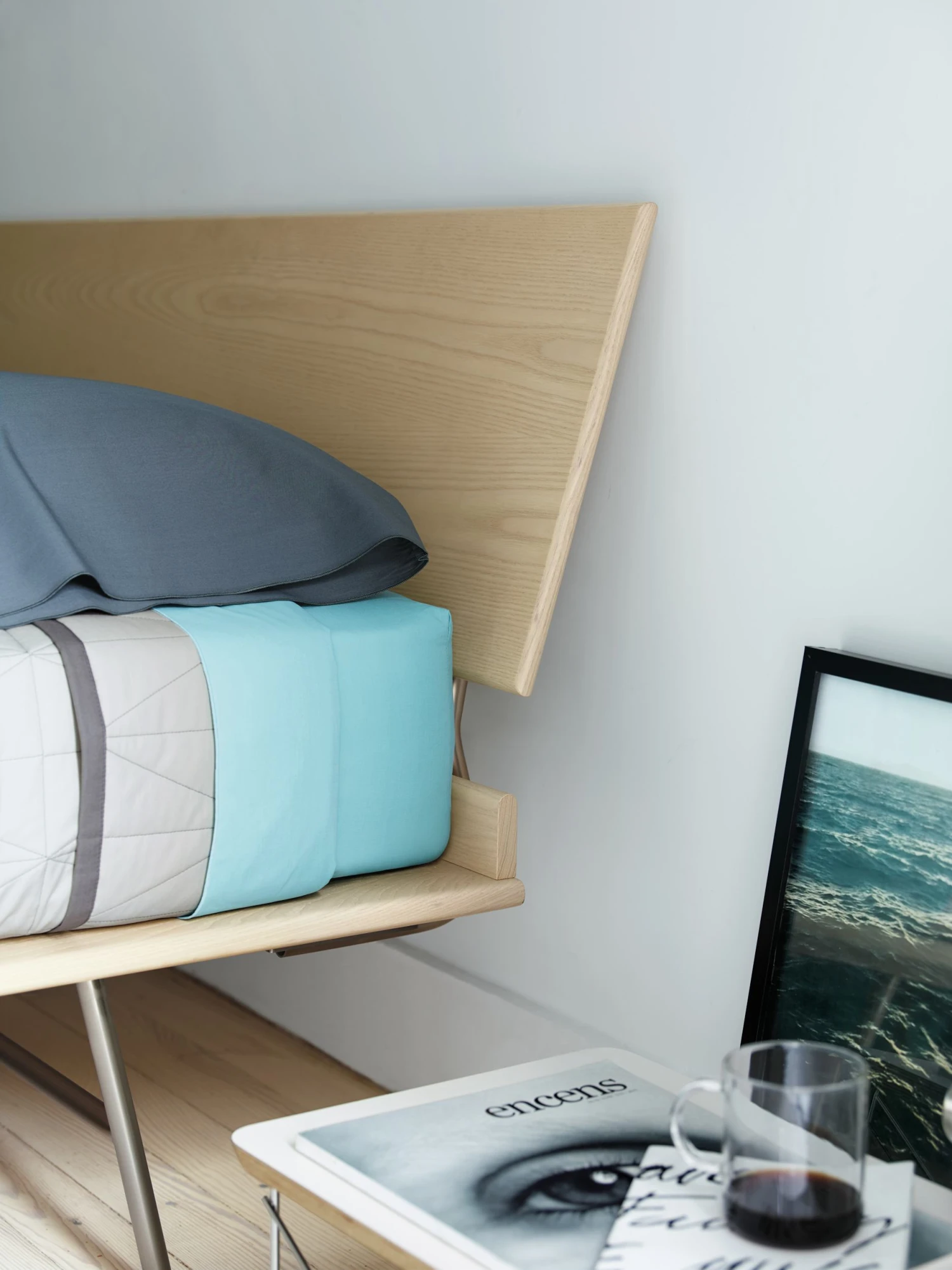 Nelson Thin Edge Bed, Veneer 3 Nelson Thin Edge Bed, Veneer - Image 3