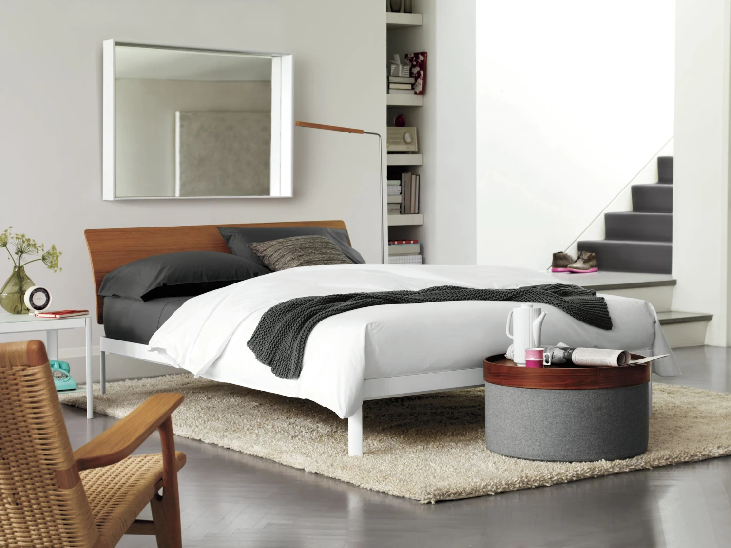 Softline Drum Pouf Tray 4 Softline Drum Pouf Tray - Image 4