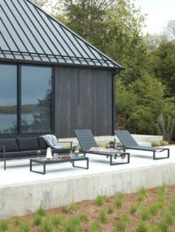 Case Eos Sofa, Three Seater 15 Case Eos Sofa, Three Seater -Muutous Zone W DWR 4067 703116 black v3 001 3