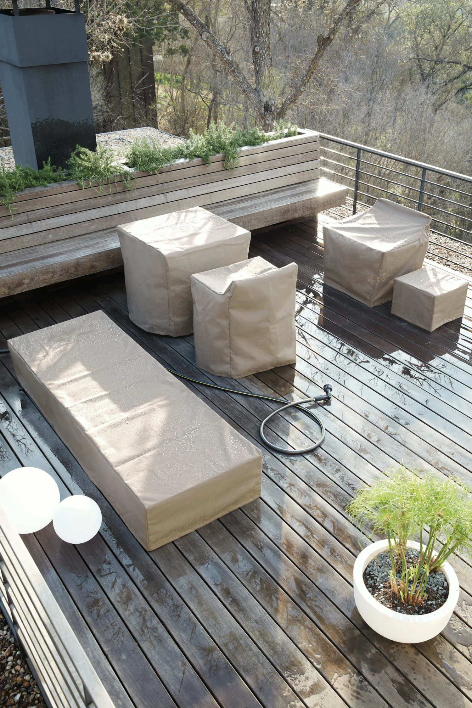 Case Eos Bench Cover 3 Case Eos Bench Cover - Image 3