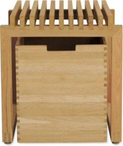 Cutter Stool -Muutous Zone W DWR 4202 810616 teak d1
