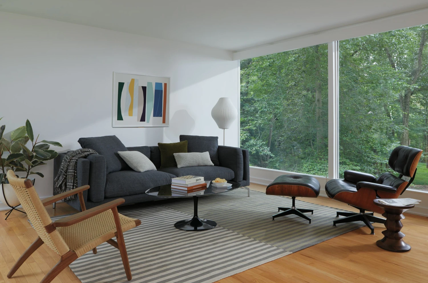 Saarinen Coffee Table, Oval 8 Saarinen Coffee Table, Oval - Image 8