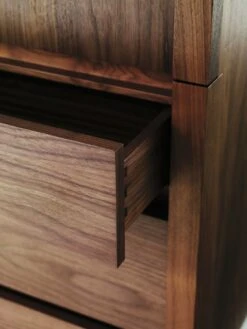 Matera Armoire -Muutous Zone W DWR 5045 480215 walnut d1