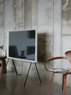 Cherner Side Chair -Muutous Zone W DWR 5641 200929 walnut v1 001