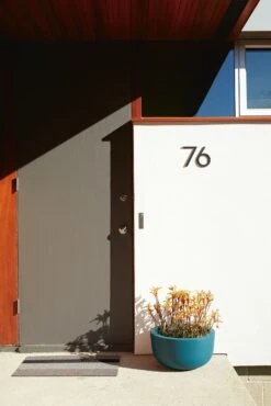Neutra Modern House Numbers -Muutous Zone W DWR 6209 100071536 black v1 001