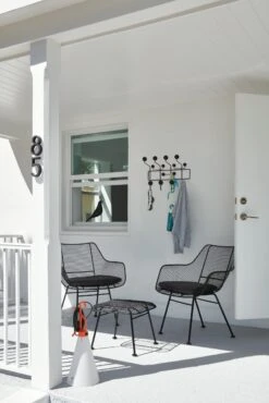 Neutra Modern House Numbers -Muutous Zone W DWR 6209 100071537 black v2 001 2