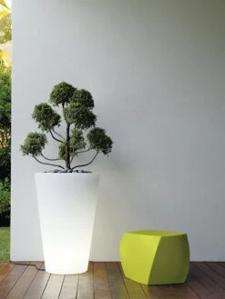 Heller Frank Gehry Left Twist Cube -Muutous Zone W DWR 6659 531948 green v1