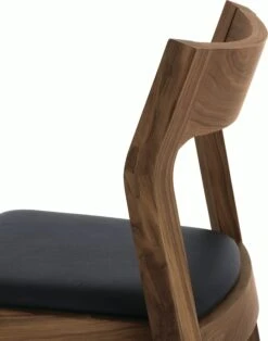 Case Profile Chair -Muutous Zone W DWR 7000 100075933 walnut d1 tif
