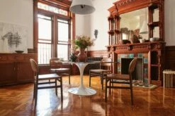 Kin Side Chair 13 Kin Side Chair -Muutous Zone W DWR 7204 100140729 nero marquina white v1 001