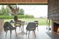 Saarinen Dining Table, Round -Muutous Zone W DWR 7204 100204596 polished arabescato white v1 001