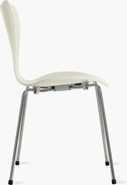 Fritz Hansen Series 7 Chair 15 Fritz Hansen Series 7 Chair -Muutous Zone W DWR 7318 653619 white p