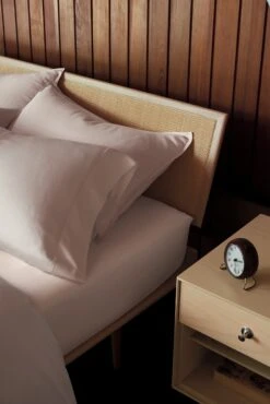 Nelson Thin Edge Bedside Table -Muutous Zone W DWR 8929 100089497 ash v2