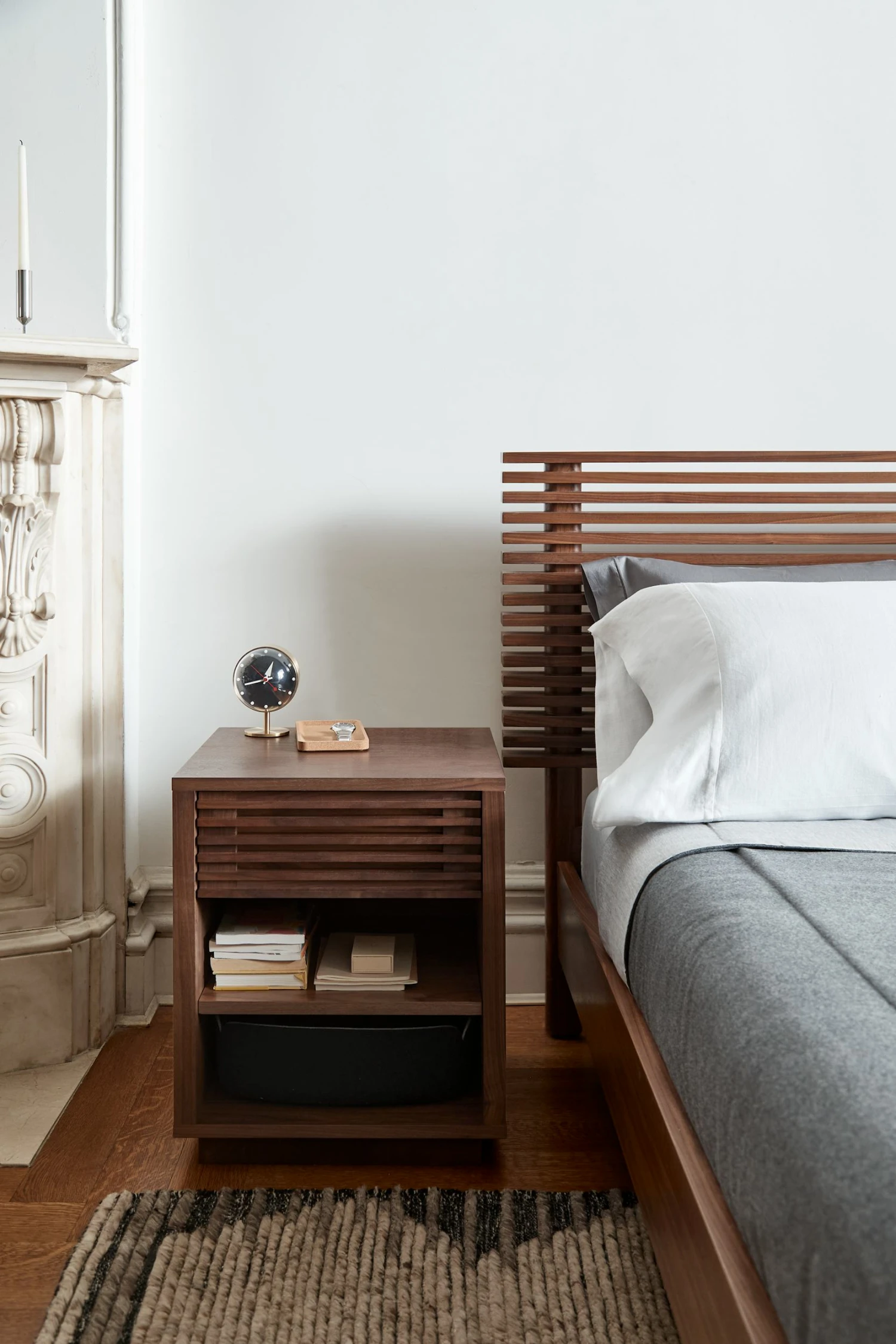 Line Nightstand 5 Line Nightstand - Image 5