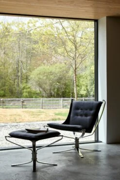 Falcon Chair 11 Falcon Chair -Muutous Zone W DWR FA23 EDITORIAL FARMHOUSE 208