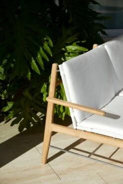 Finn Sofa 14 Finn Sofa -Muutous Zone W DWR SP23 EDITORIAL CLEAR OAK 200