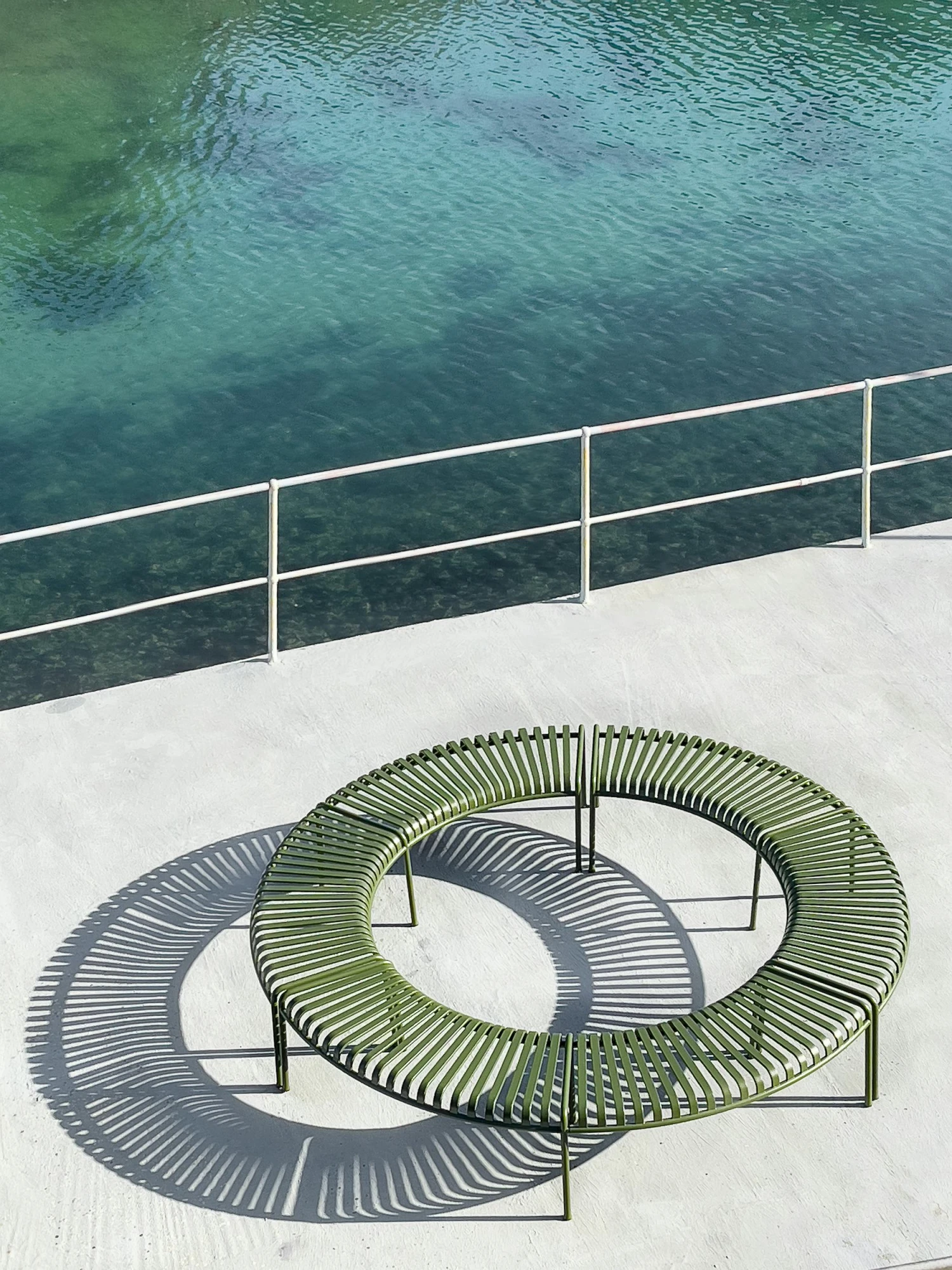 Hay Palissade Park Bench 6 Hay Palissade Park Bench - Image 6