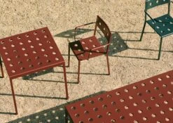 Hay Balcony Armchair -Muutous Zone W HAY 2537824 100279258 iron red v2