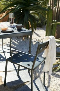 Hay Balcony Armchair -Muutous Zone W HAY 2537824 100279259 deep green v3 008