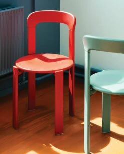 Hay Rey Chair 13 Hay Rey Chair -Muutous Zone W HAY 2543448 100325617 scarlet red v1
