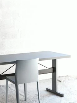 Hay Passerelle Dining Table -Muutous Zone W HAY 2549694 100361193 grey black rhino grey v1