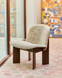 Hay Chisel Lounge Chair -Muutous Zone W HAY 2562443 100420713 sheepskin walnut v1 001
