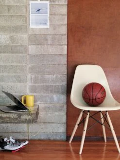 Eames Molded Plastic Side Chair 16 Eames Molded Plastic Side Chair -Muutous Zone W HM 1104 733304 maple v1 004