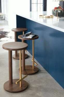Spot Stools -Muutous Zone W HM 2195197 100113161 walnut brass v3 001