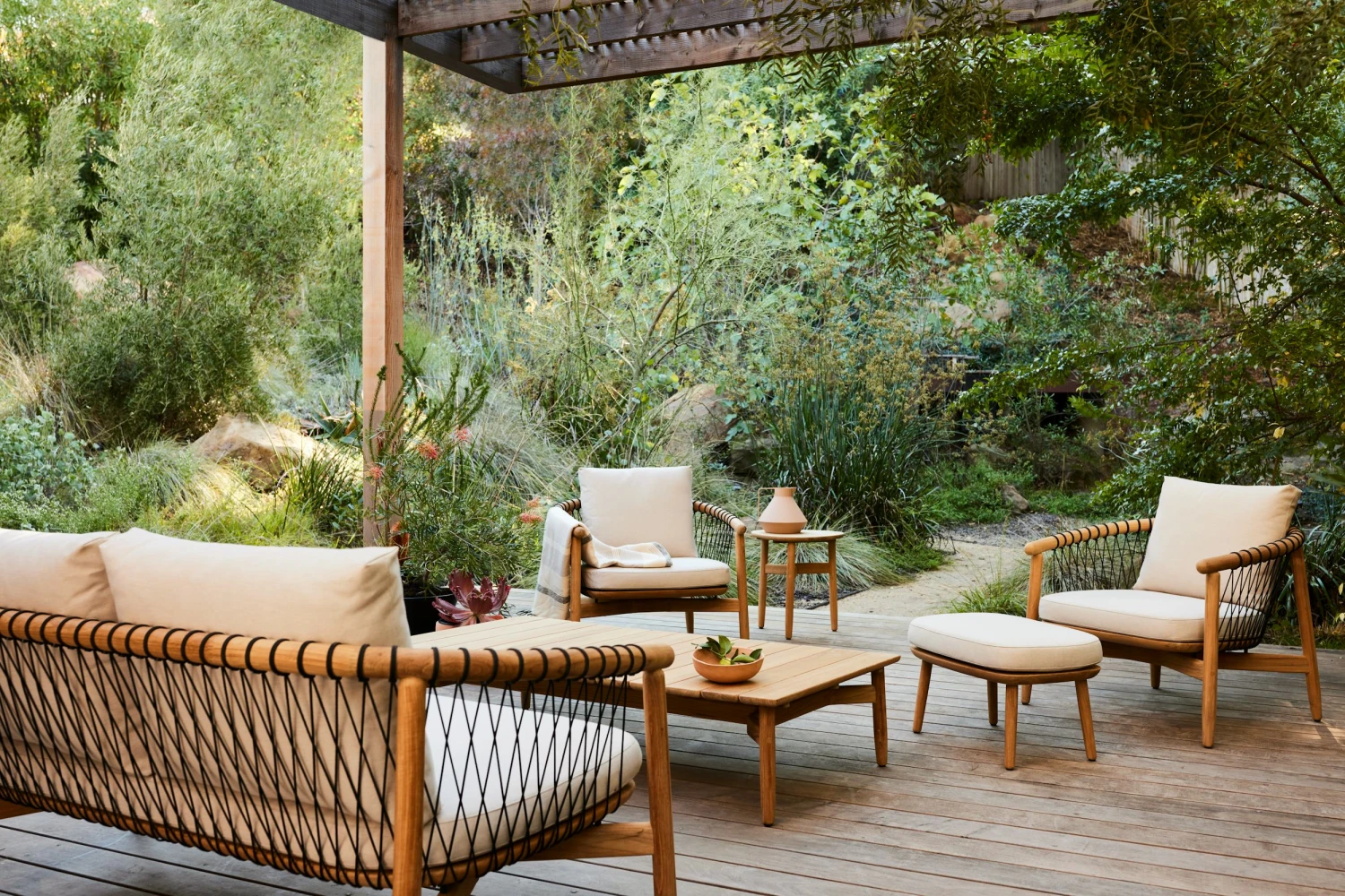 Crosshatch Outdoor Coffee Table 5 Crosshatch Outdoor Coffee Table - Image 5