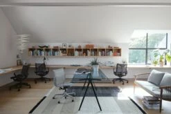 Magis Baguette Table 15 Magis Baguette Table -Muutous Zone W HM 4816 9080090 black glass v1 001