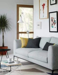 Eames Wire Base Low Table 24 Eames Wire Base Low Table -Muutous Zone W HM 4906 104302 white v3 tif